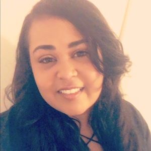 Meet your Posher, Robyn